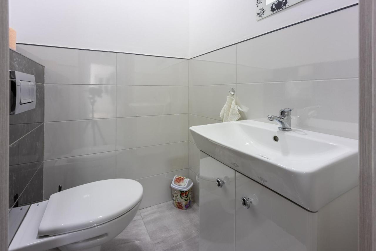 Apartments Ankica Цриквениця Екстер'єр фото